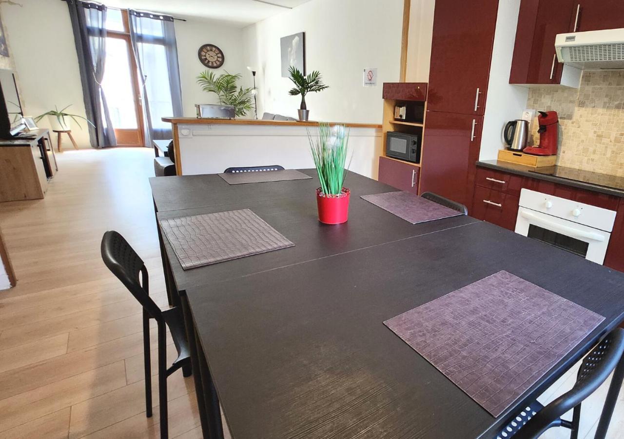 "Colbert Triplex" 3 Chambres - Balcon - Patio - Cathedrale Tours Extérieur photo